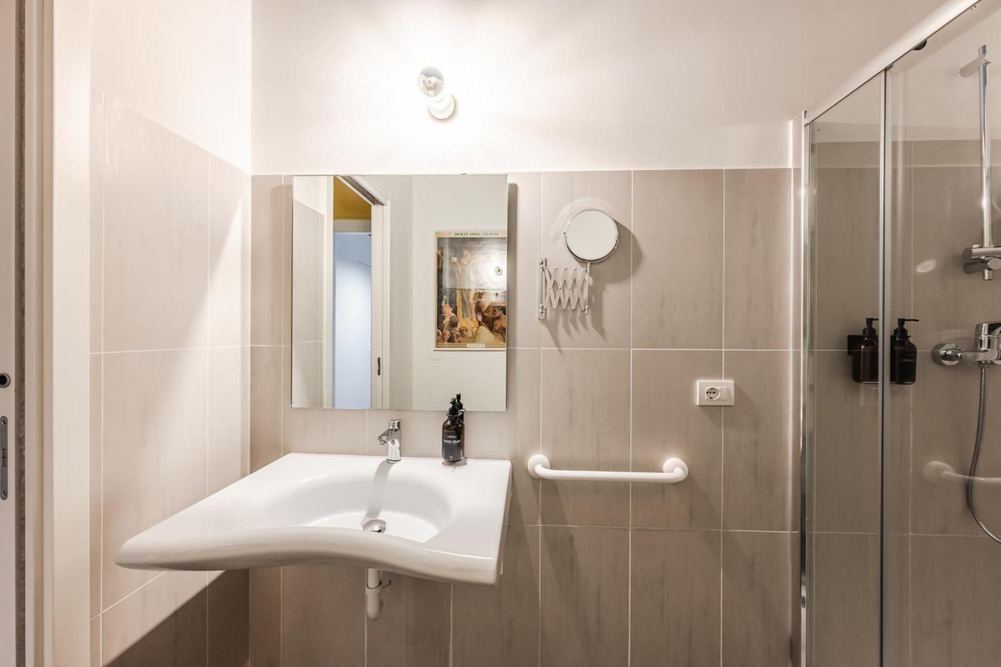 Infinity Suite Verona Free Parking Exterior foto